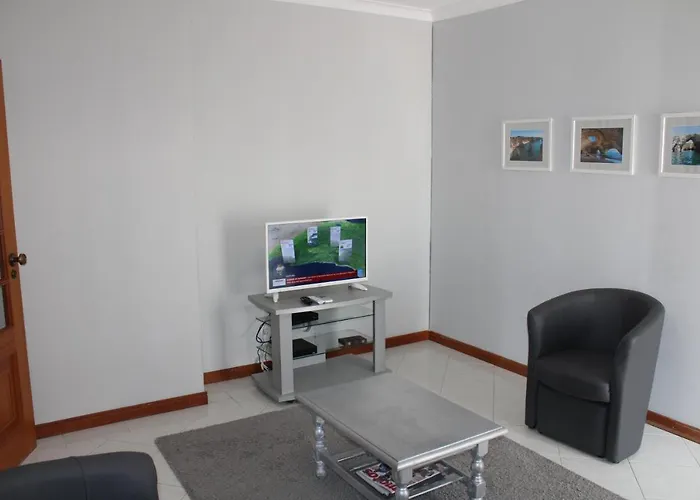 Urb. Nova, Lote 5 * Armação de Pêra