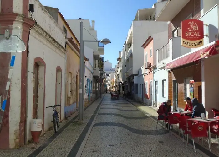 Urb. Nova, Lote 5 * Armação de Pêra