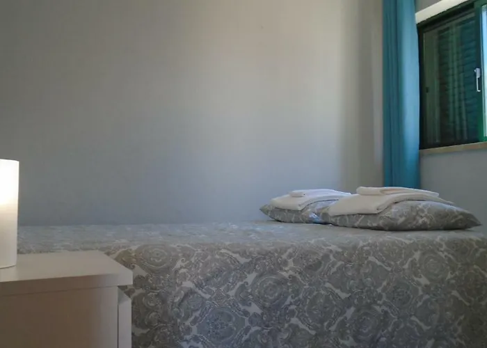 Urb. Nova, Lote 5 Armação de Pêra